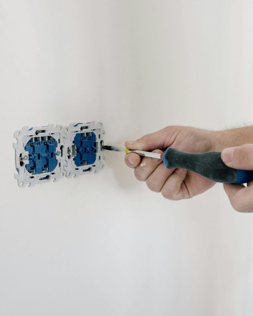 pexels-kseniachernaya-5691589